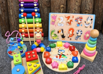 Hot Sell Kids Wooden Puzzles Game Montessori Educational Little Baby Montessori Toys
